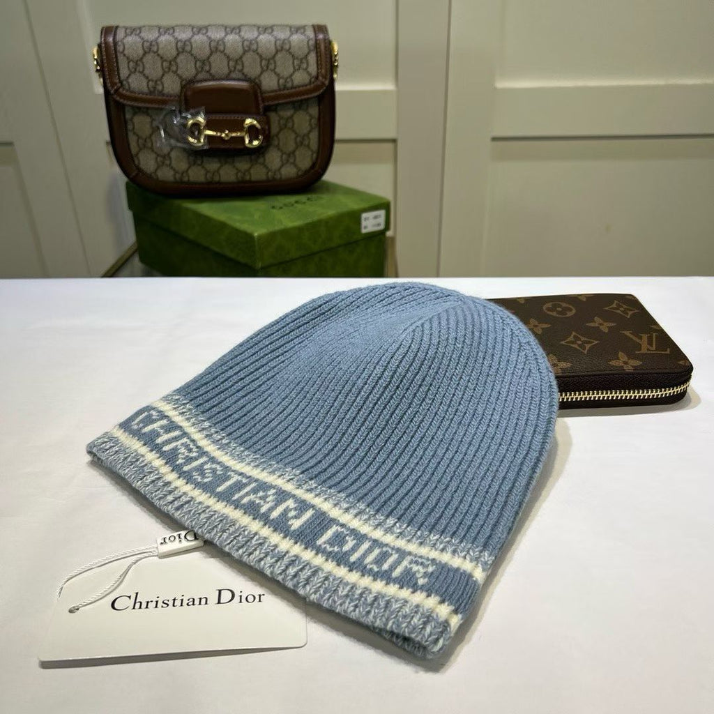 M1R86D99 Popular hats