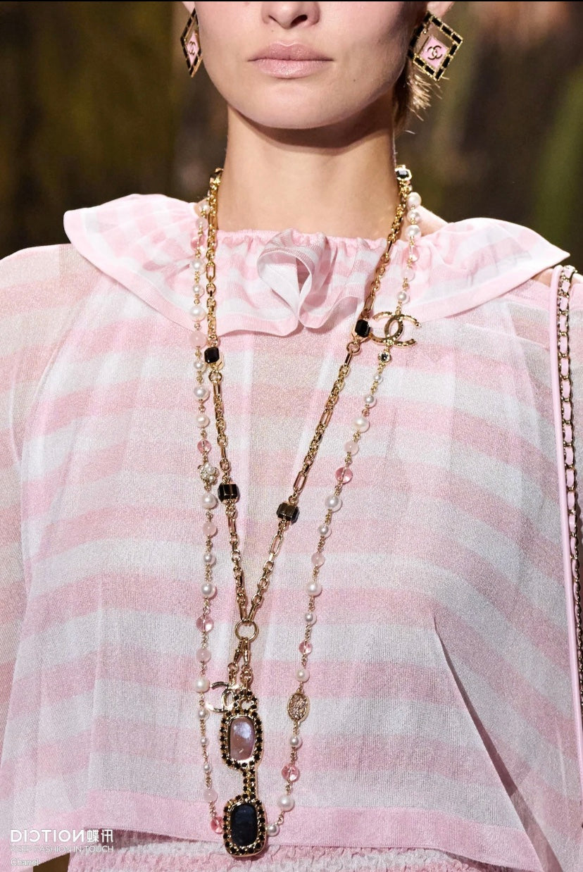 X1Q85C7X Popular Necklace