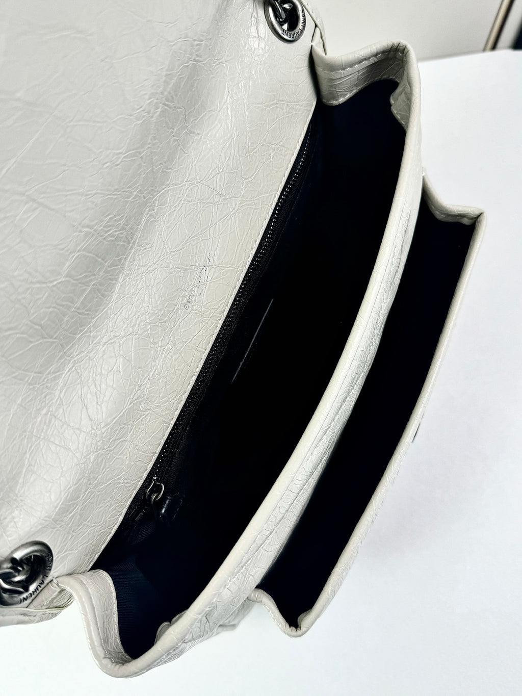 B1R76SL16 Popular leather bag