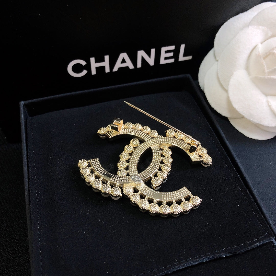 X14C859   Popular Brooch