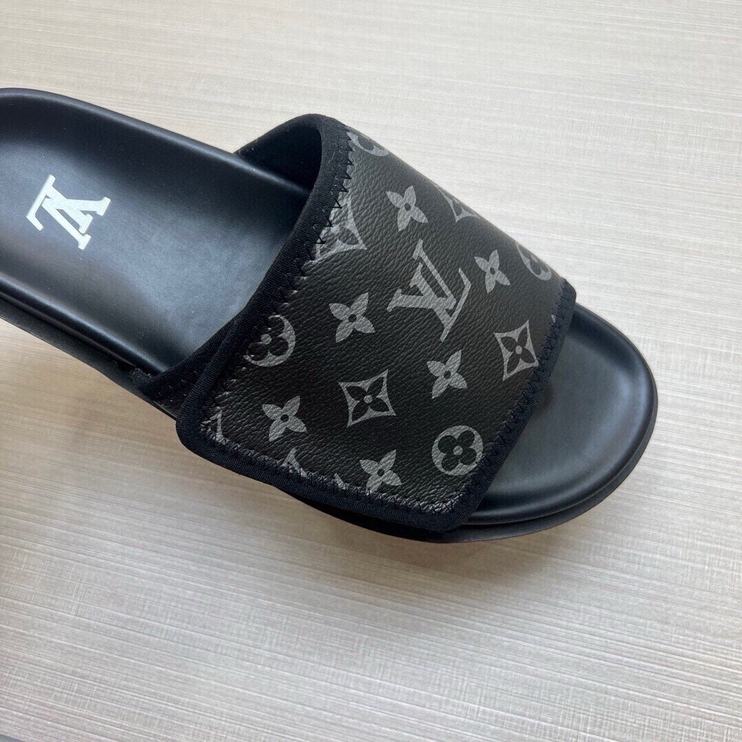 Z5LE210 Popular Slippers