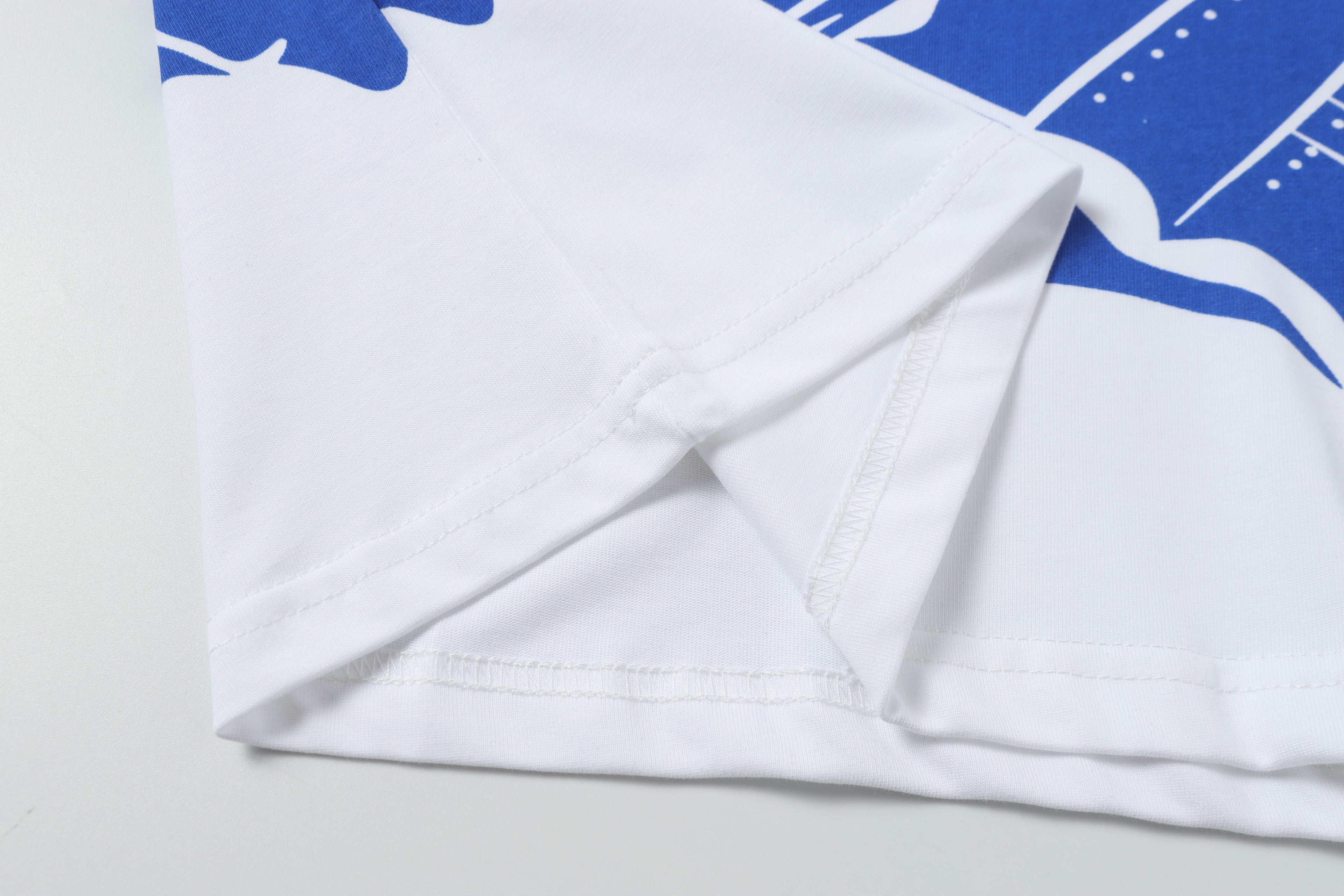 U1R45R157 Popular T-shirt
