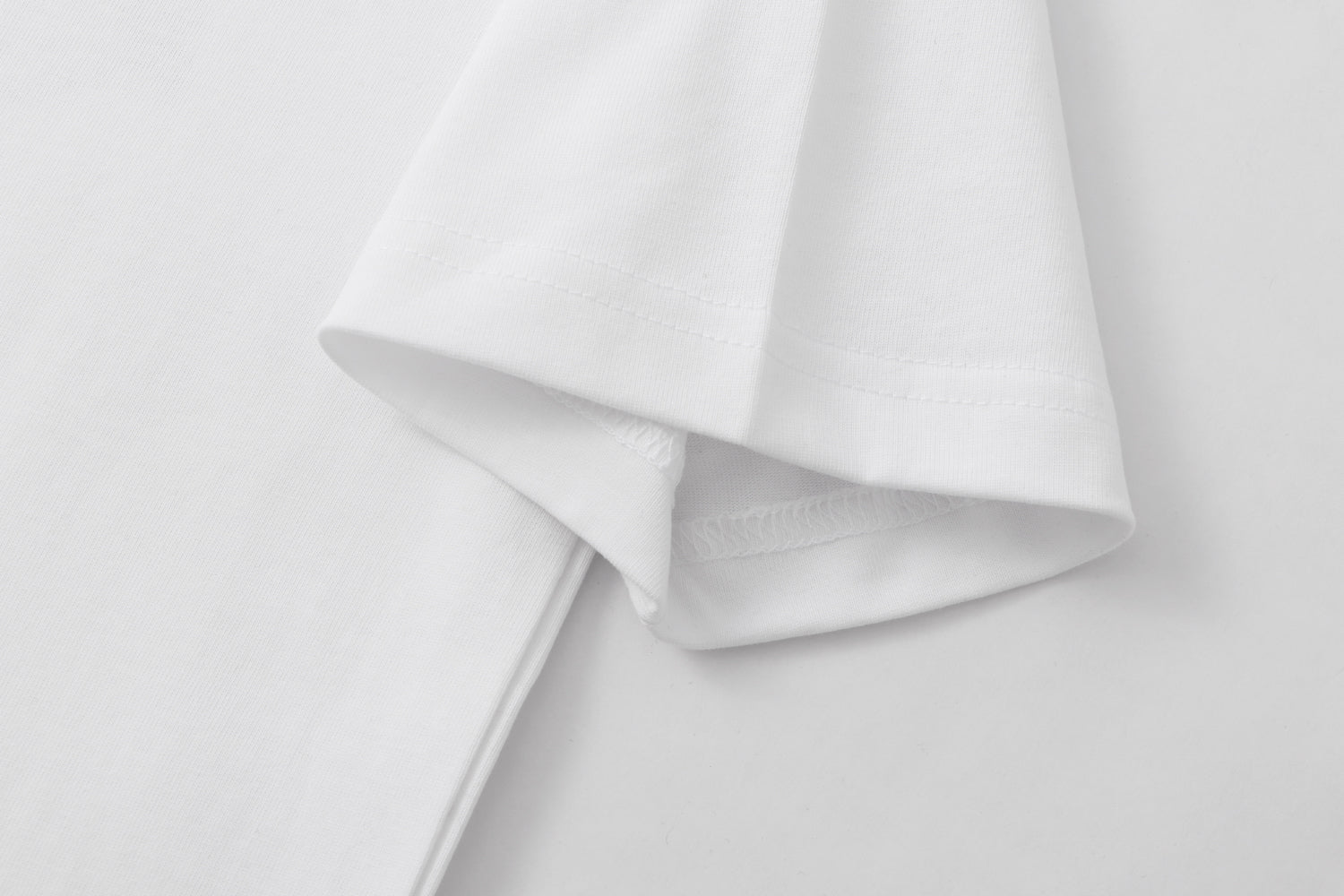 U1P36A13 Popular T-shirts