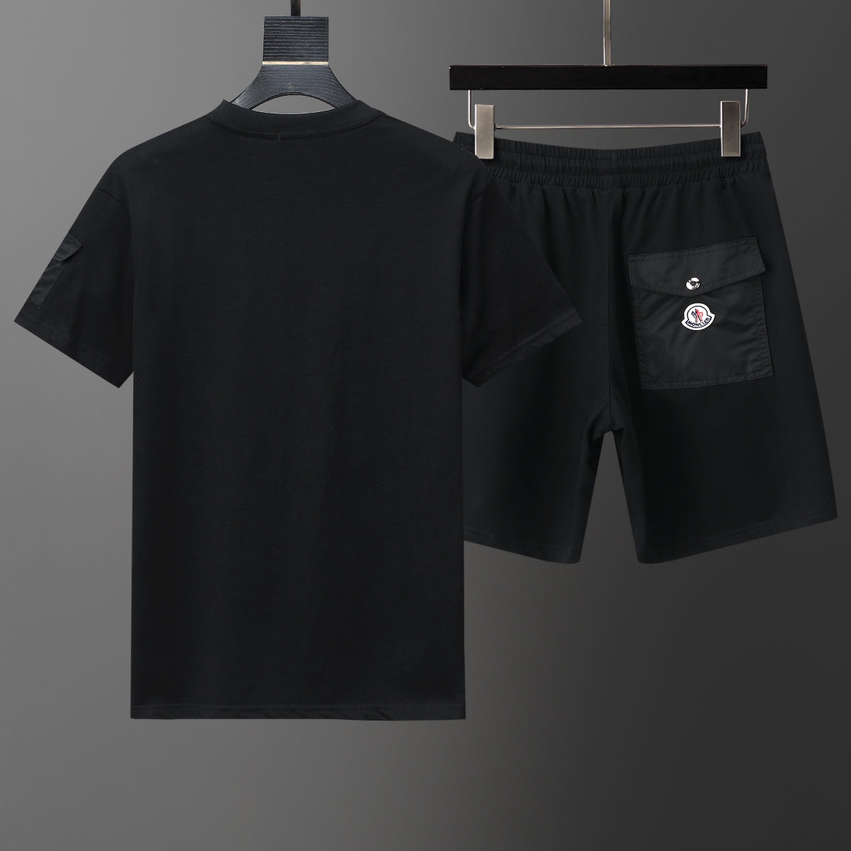 U1R135A122  Popular shirt and shorts set