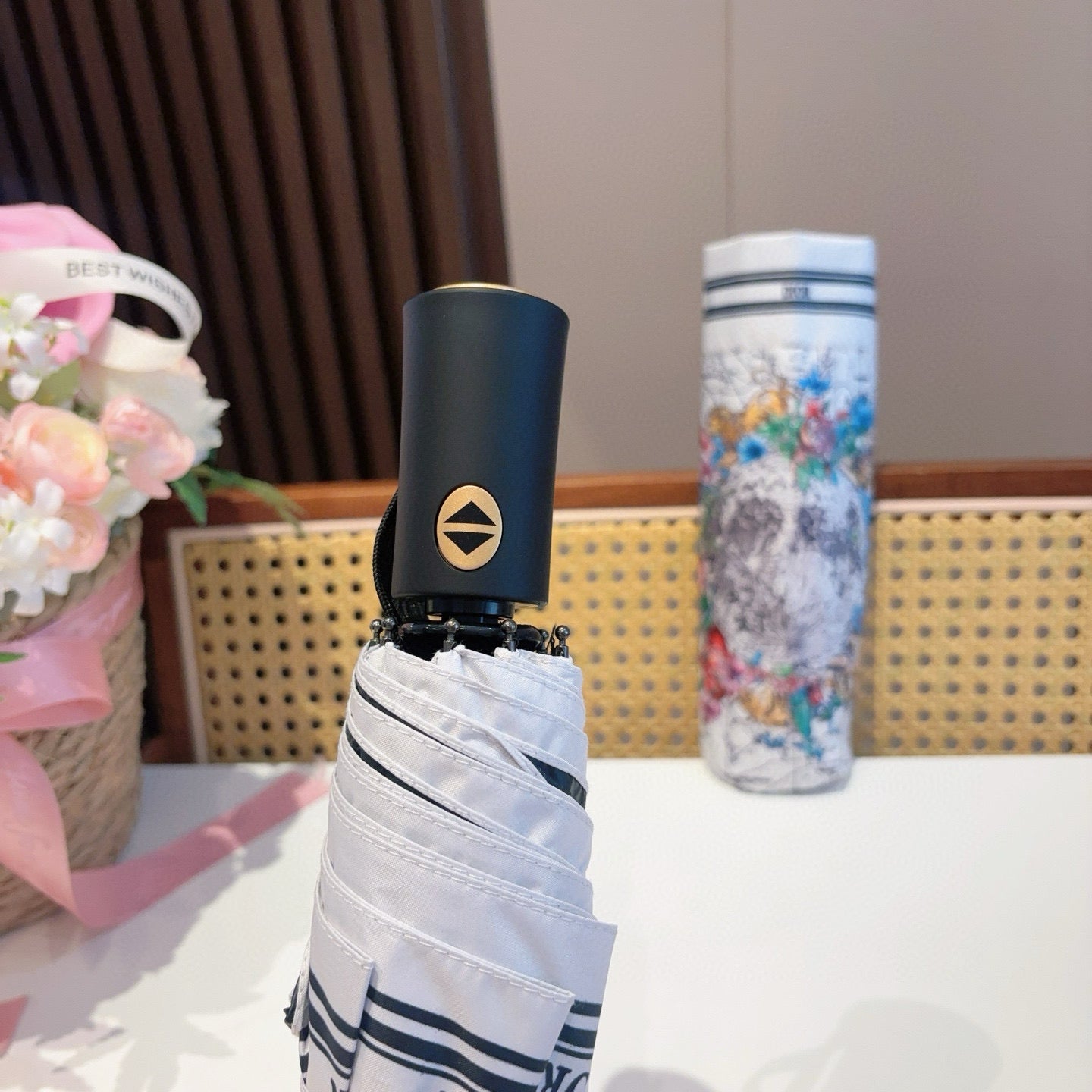 J1R85D154 Popular UV resistant umbrella