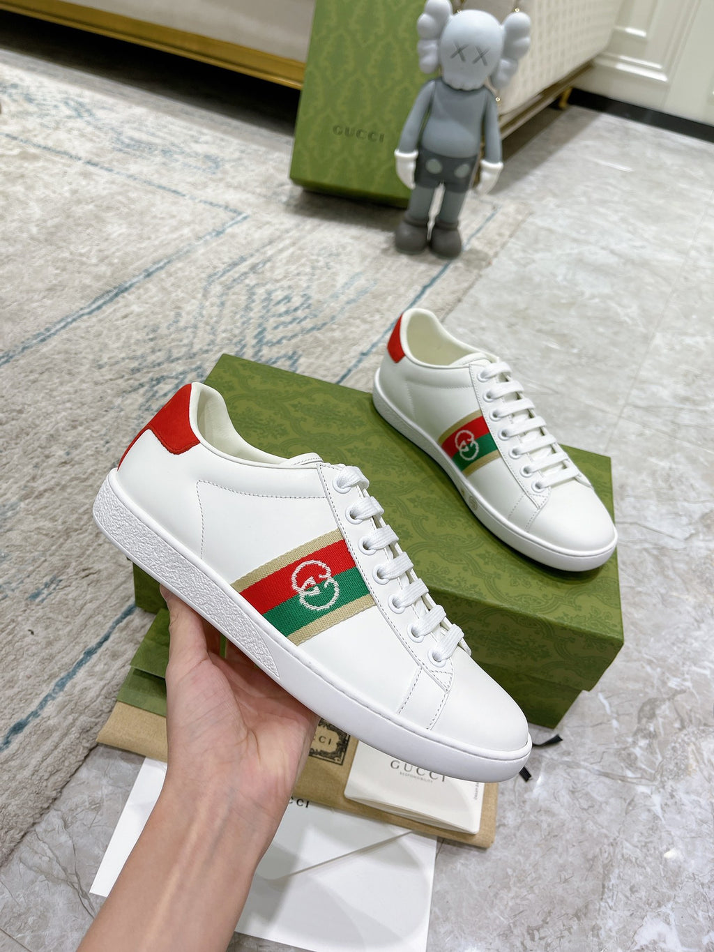 Z2Q105B199 Popular high-quality Shoes