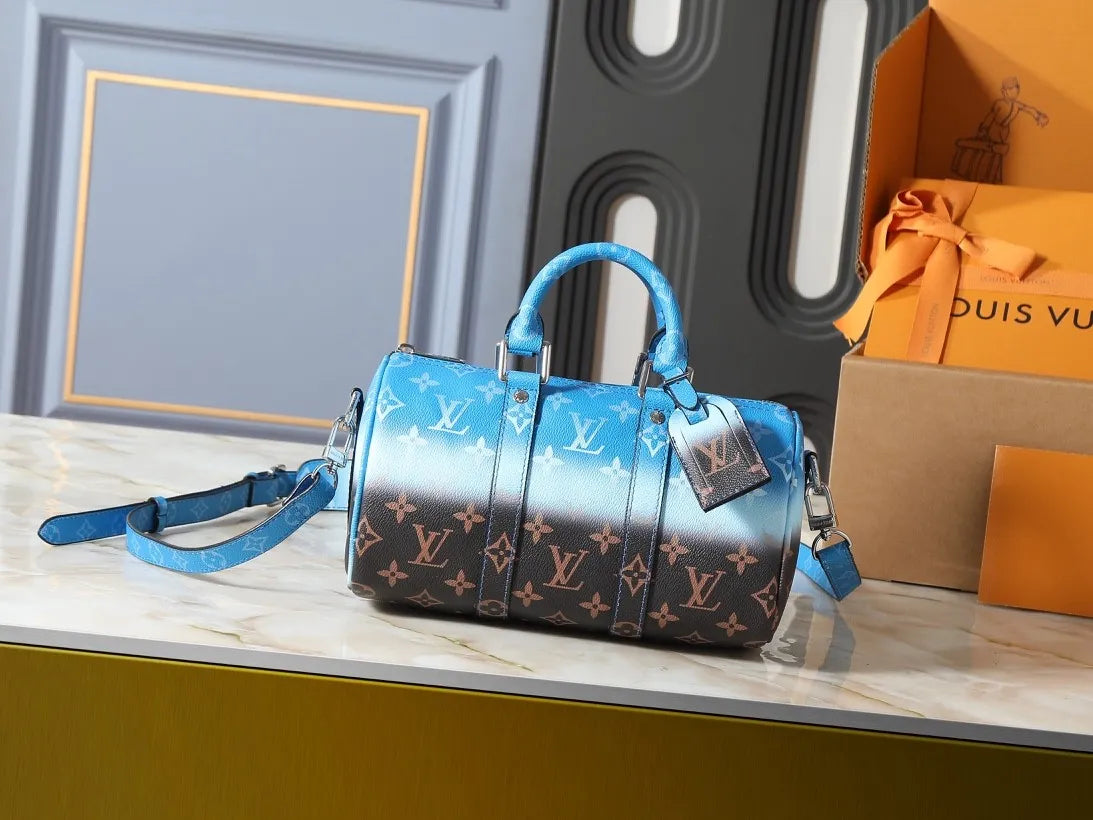 B1P46E30 Popular leather bag