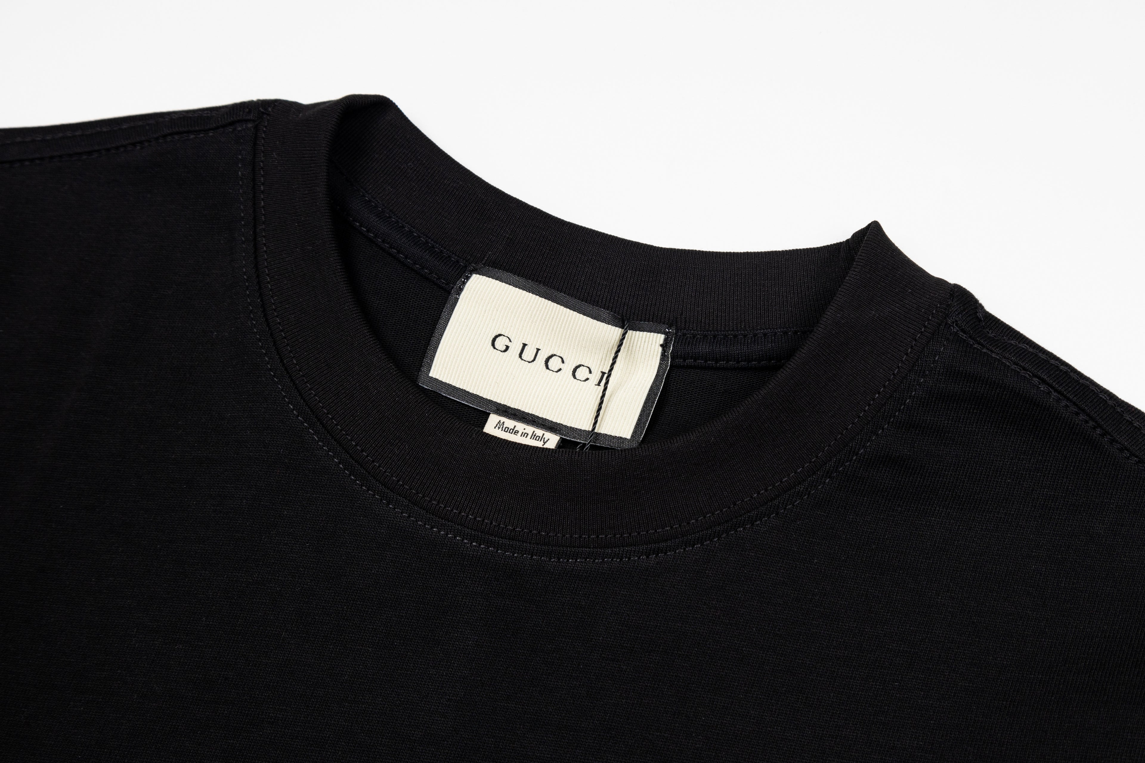 U1R76B32 Popular T-shirts