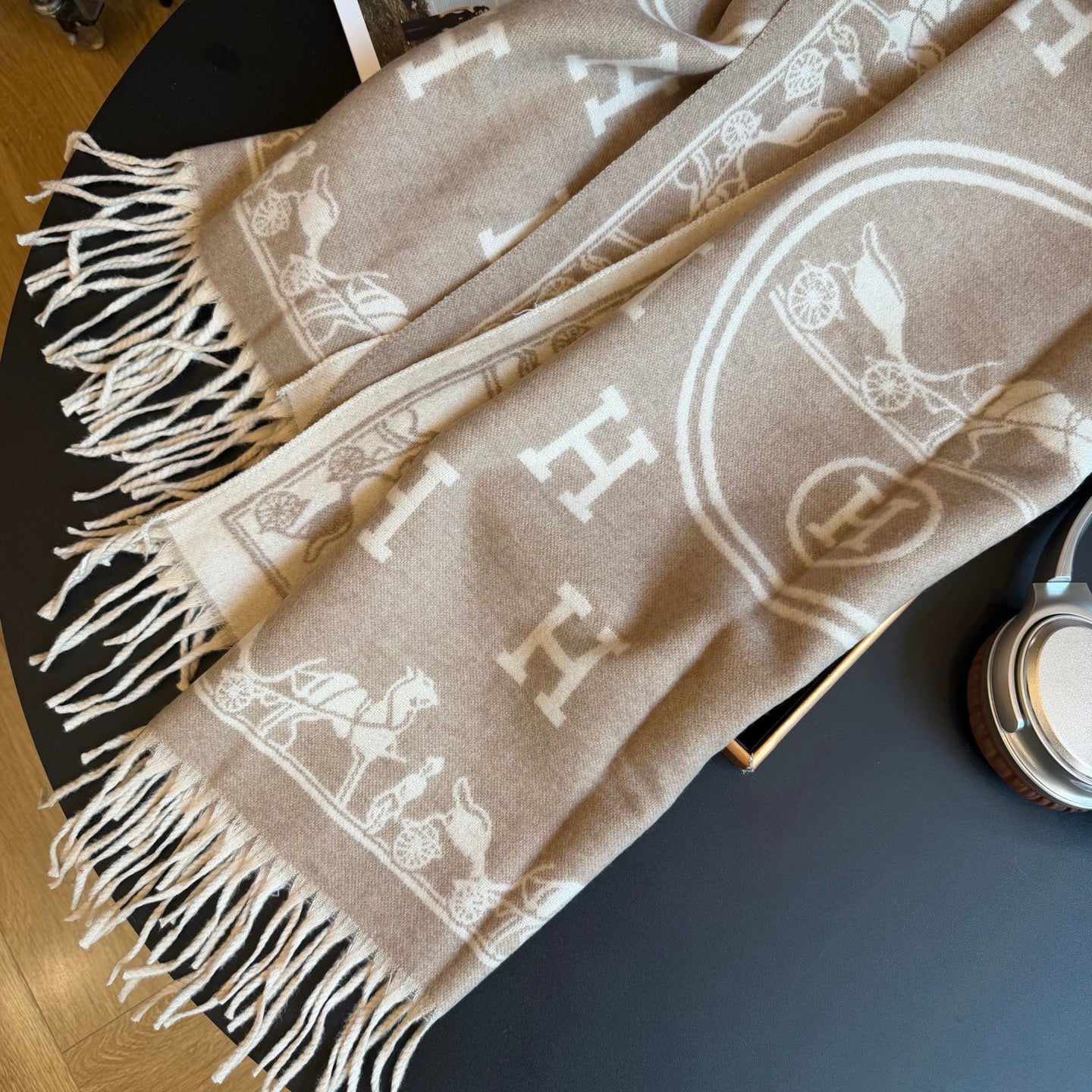 W1R86H23 Popular Winter Scarves