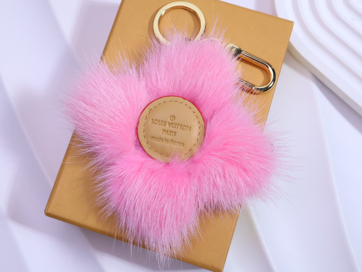 A1Q105E26 Popular bag 's charms accessories