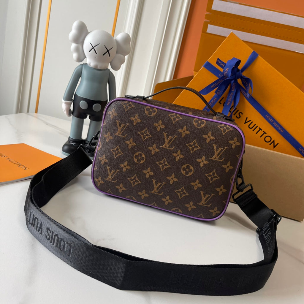 B1W15E38 Popular  leather bag