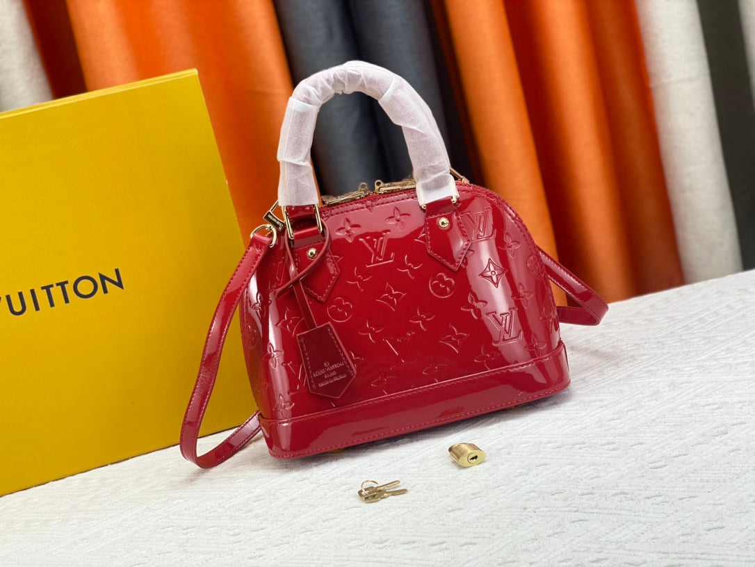B1N165E97 Popular  leather bag