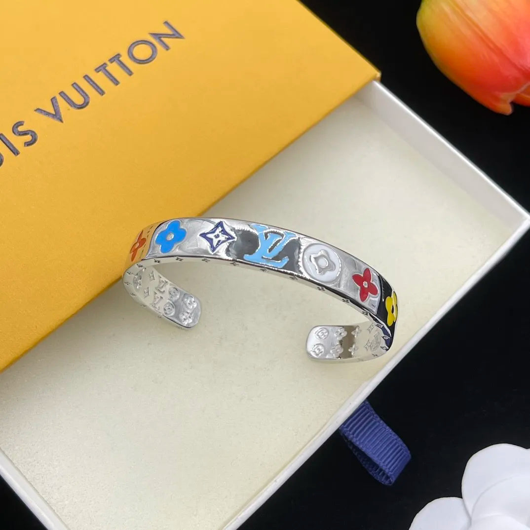 X1Z94E1054K  Popular Bracelets