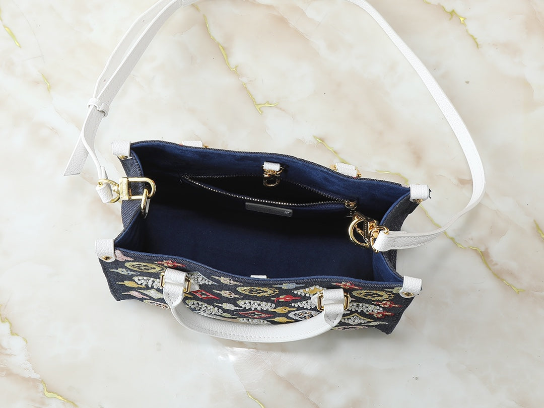 B1R15E22 Popular  genuine leather embroidered bag