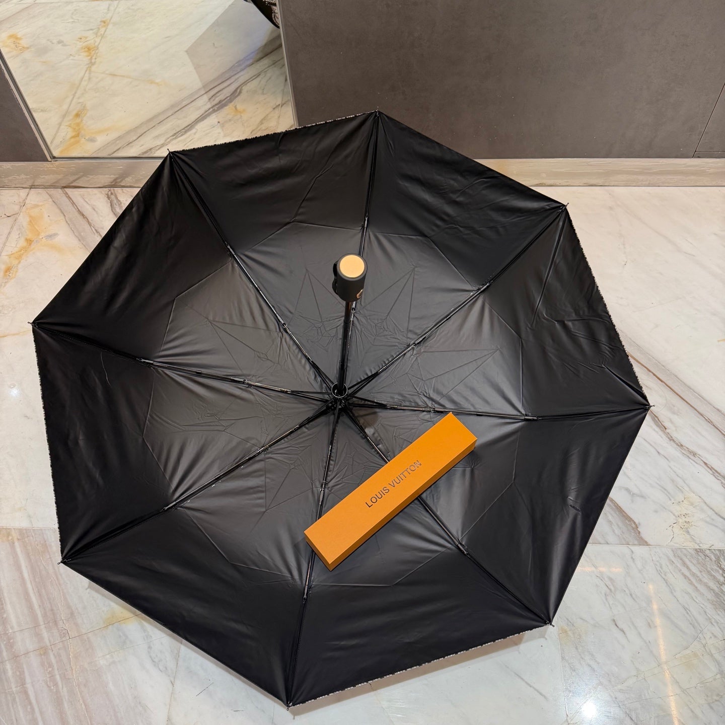 J1N46E1 Popular UV resistant umbrella