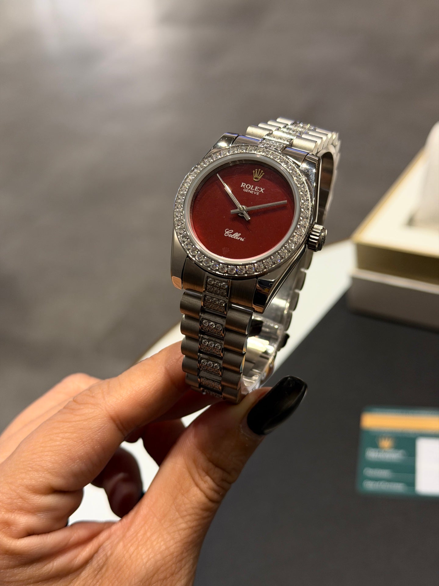 L1R36L24 Popular Watches