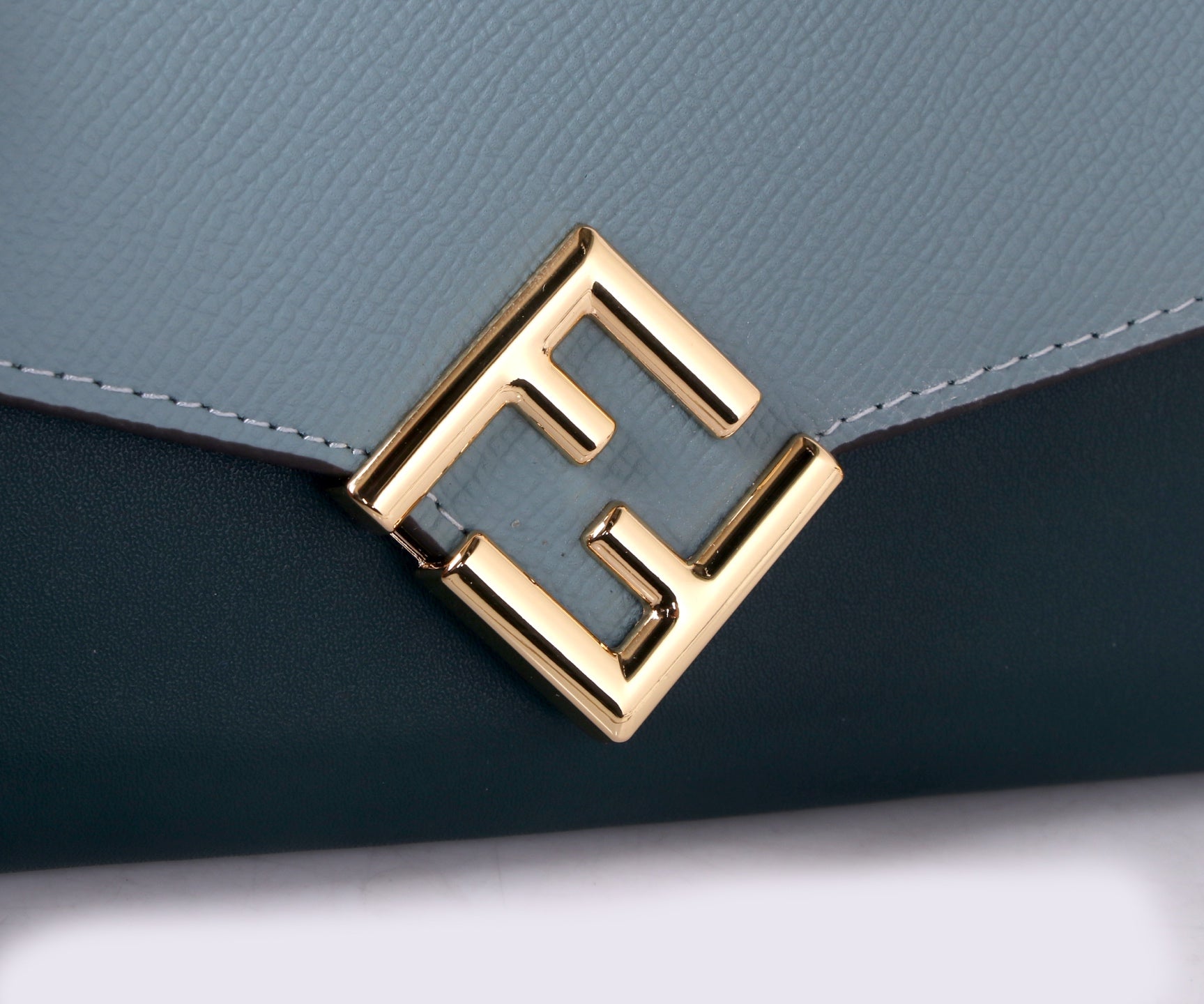 B1P36F103 Popular leather bag