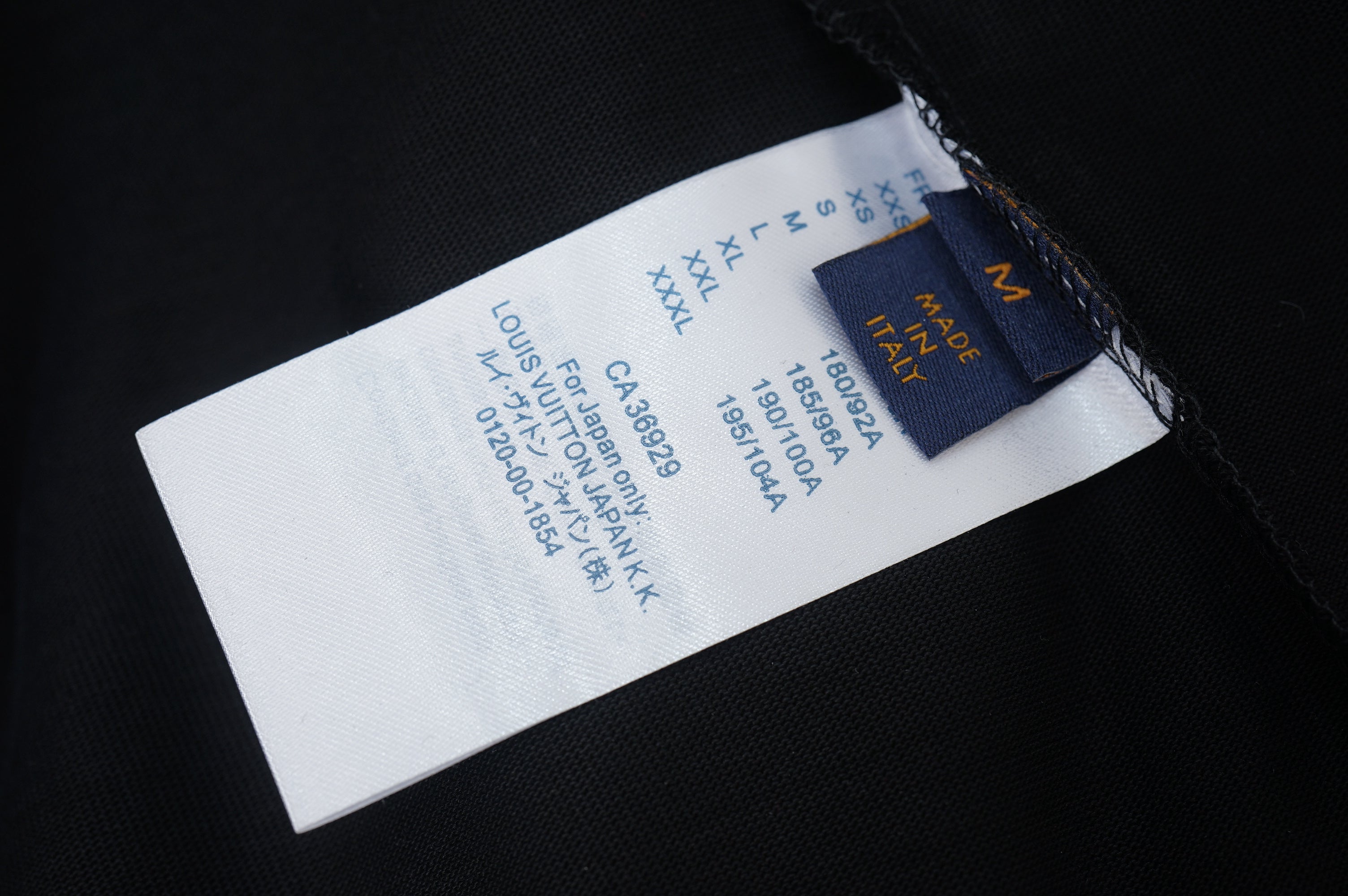 U1R76E25 Popular T-shirts