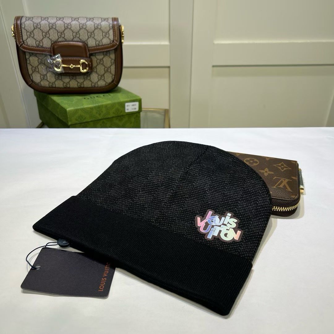 M1R86E50 Popular hats