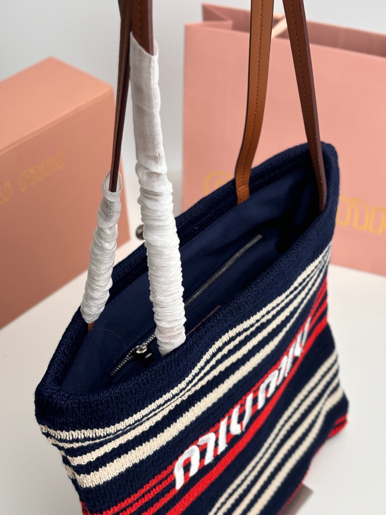 B1X104A77 Popular   Woven Bag