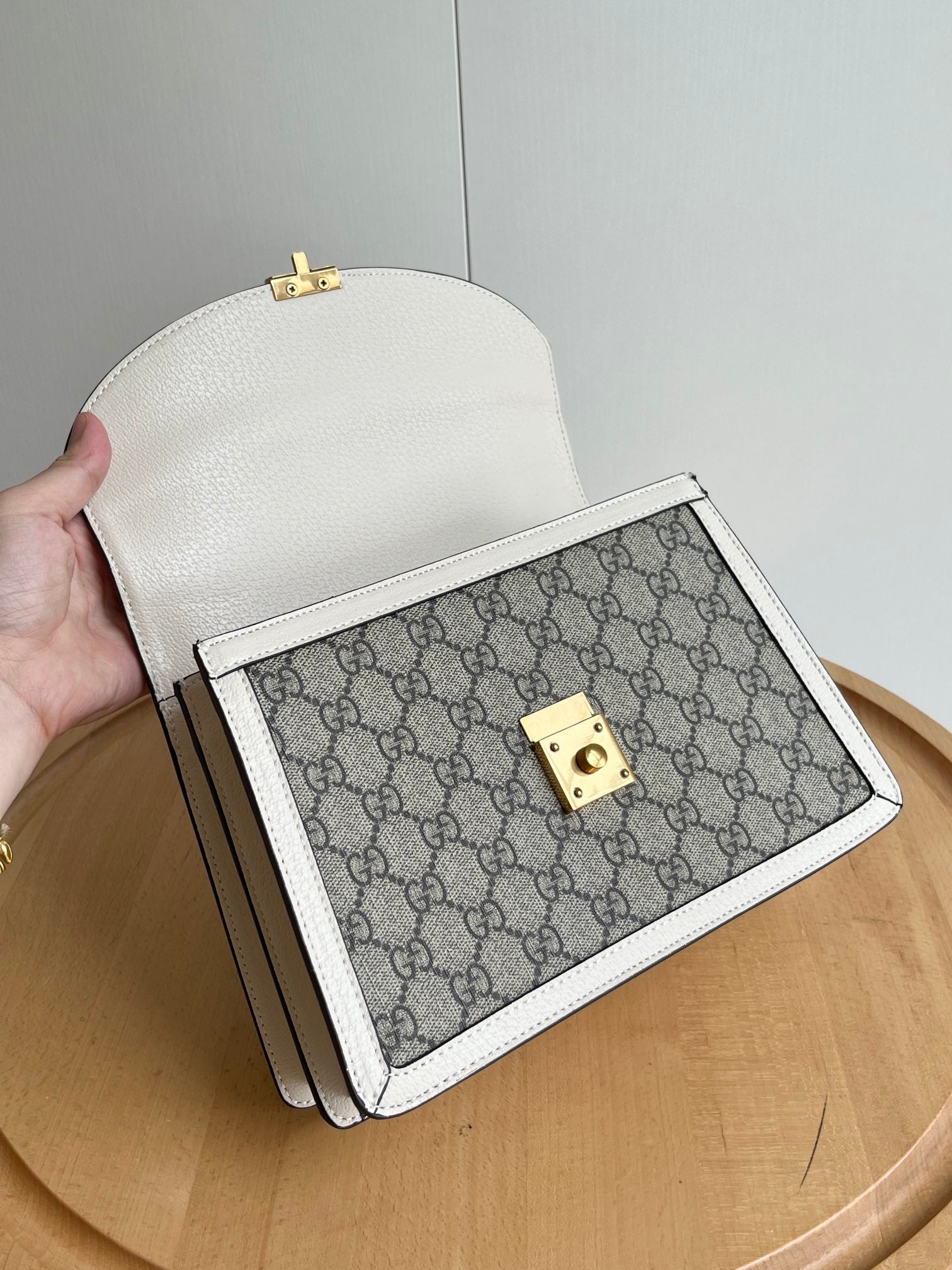 B12X64B467 Popular   leather bag