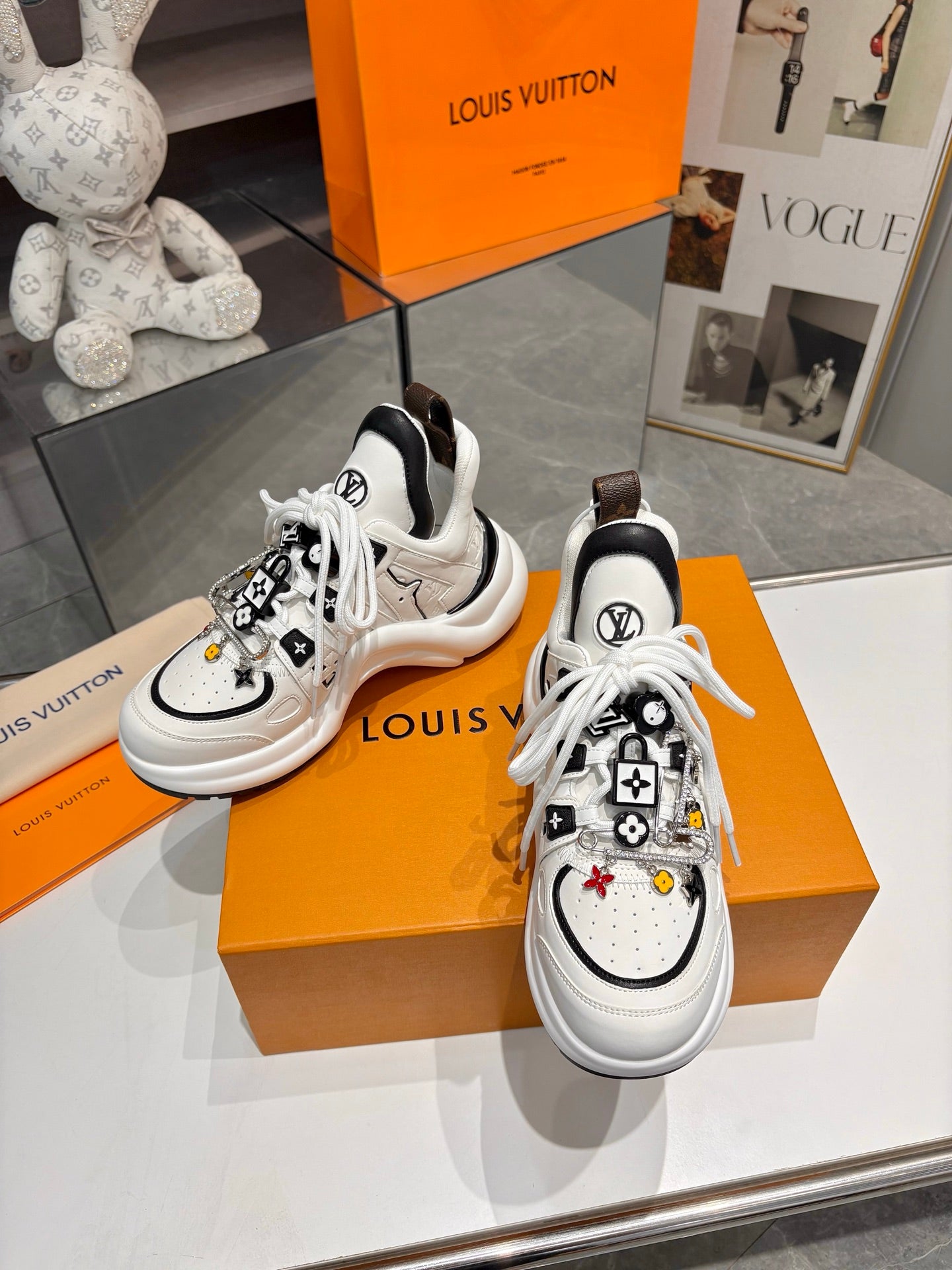 Z2Q105E439  Popular high-quality Shoes