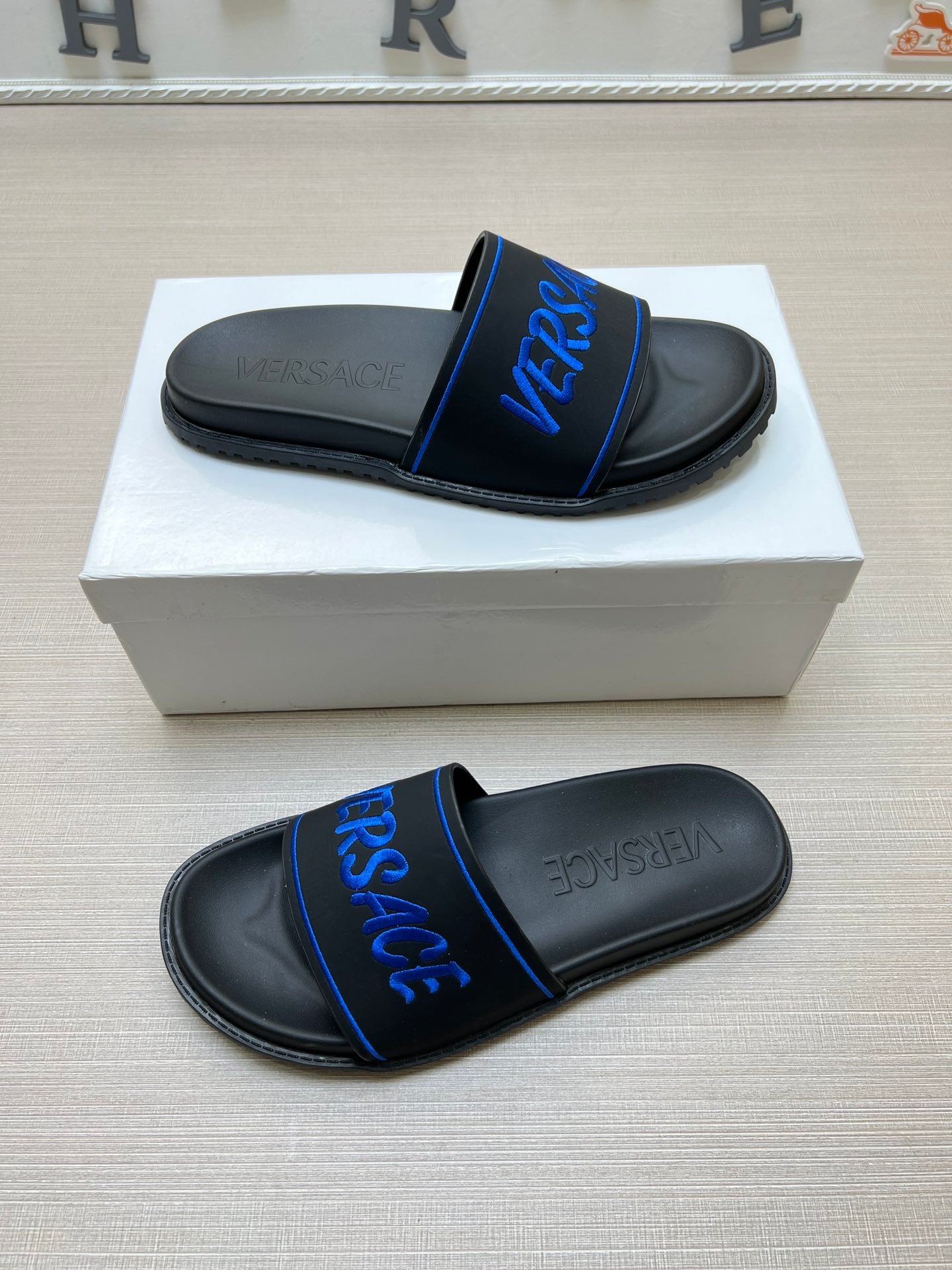 Z5ZV54 Popular slippers
