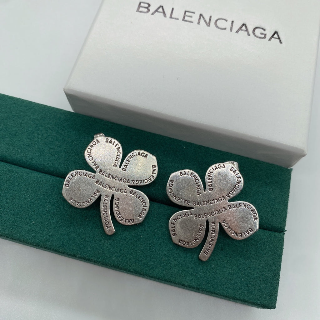 X1Z94J1096E Popular  Earrings