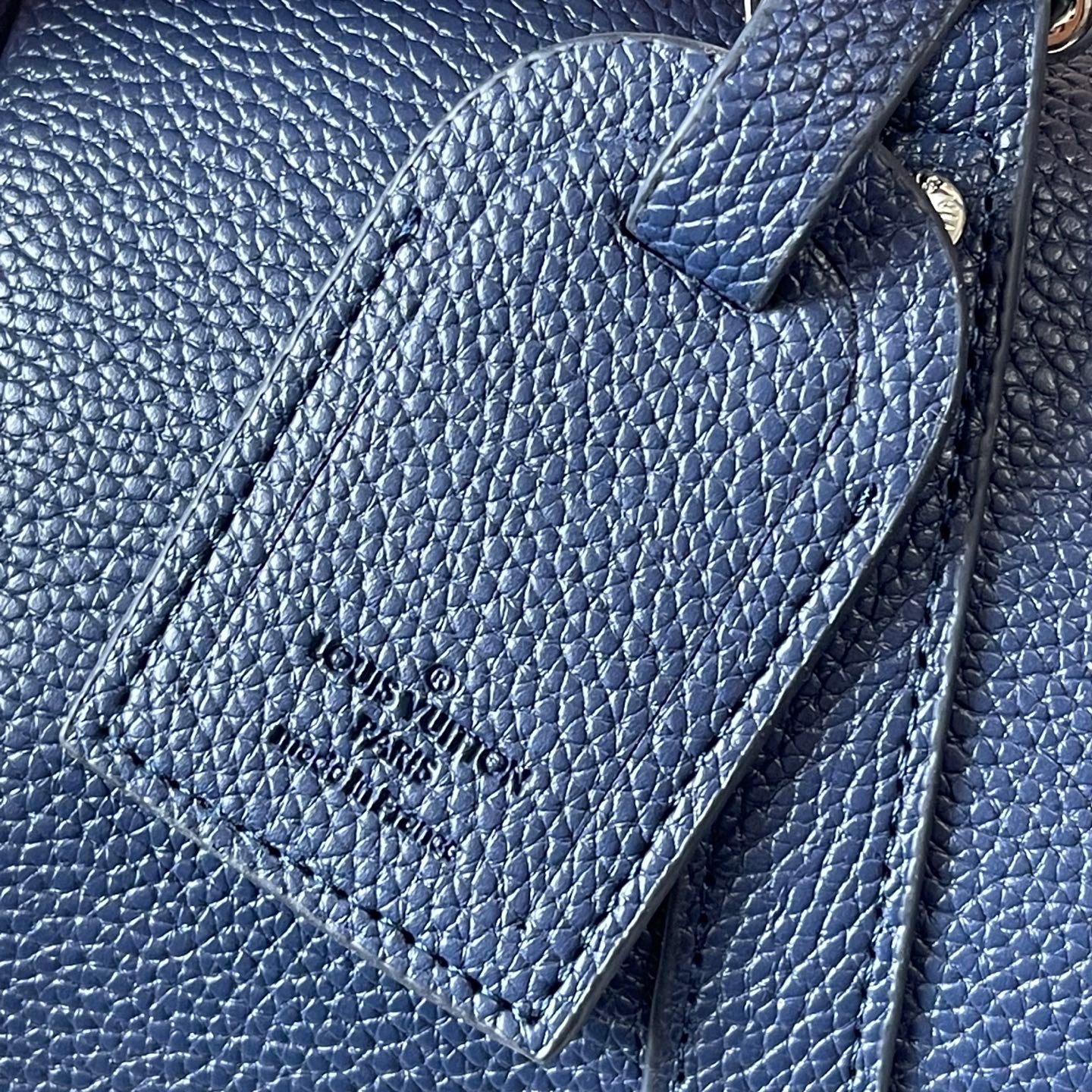 B1P46E31 Popular leather bag