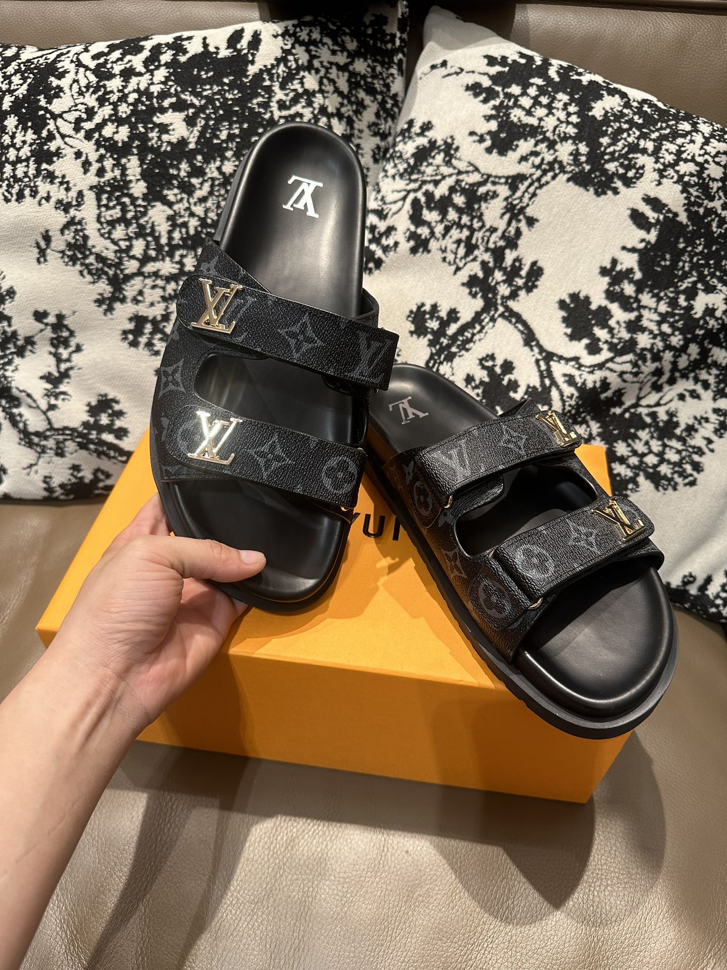 Z2Z85E29  Popular leather Shoes