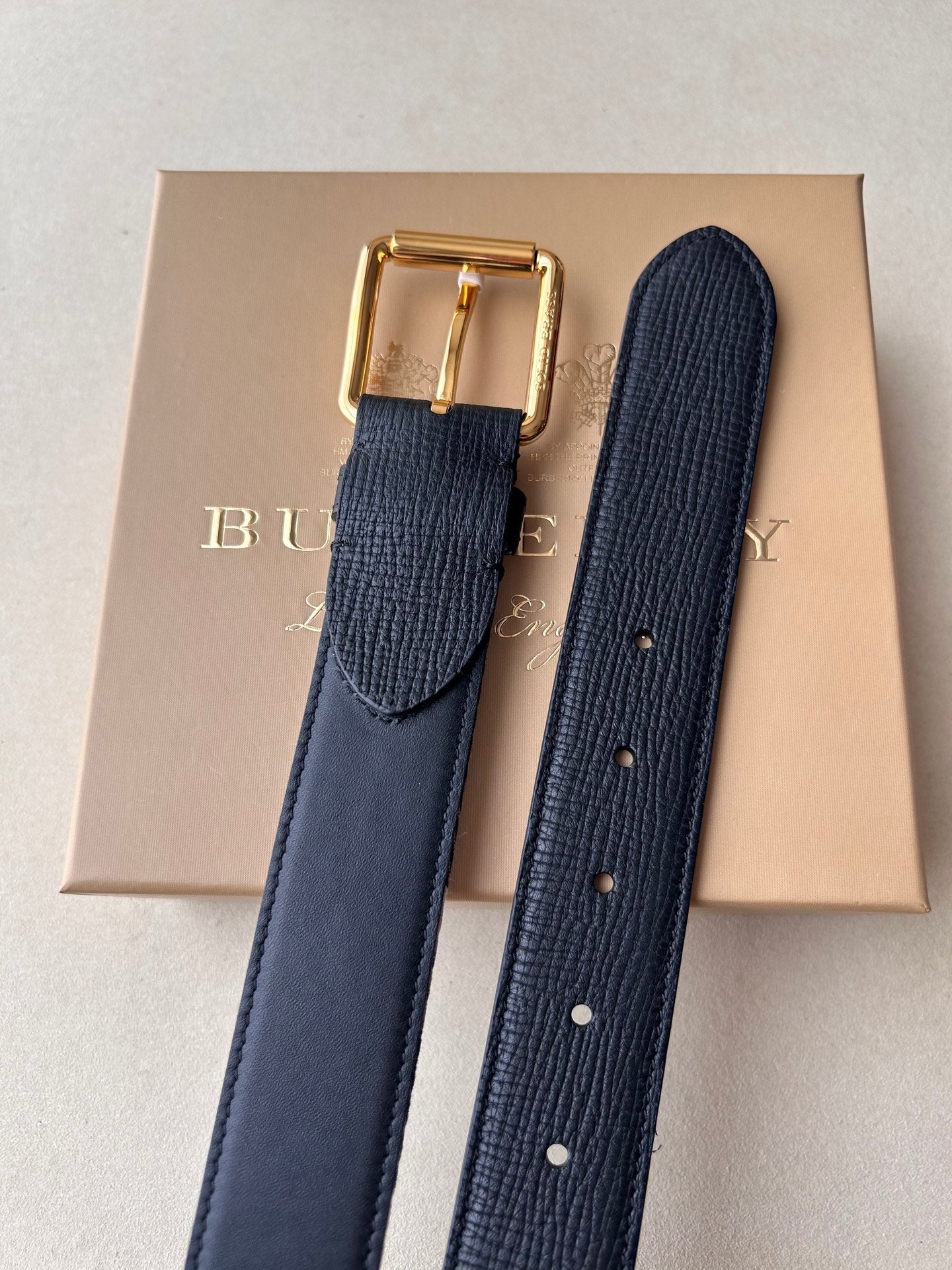 P1Q115R8 Popular High quality belt With full package