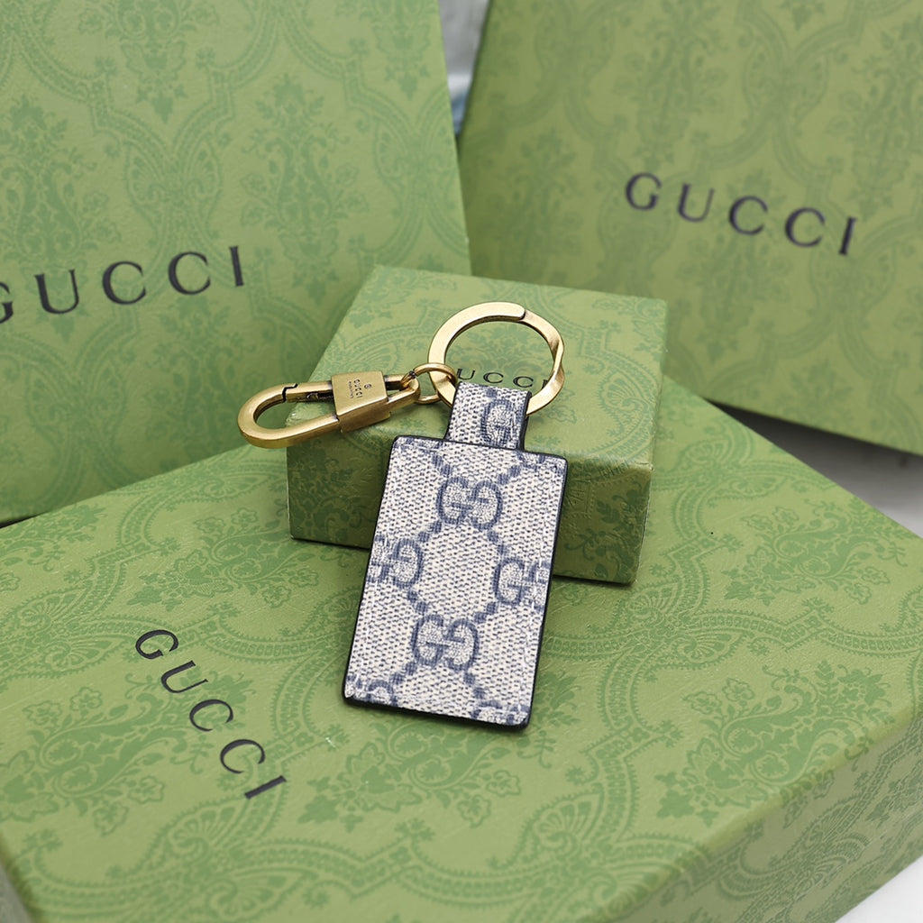 A1Z105B102 Popular bag 's charms accessories