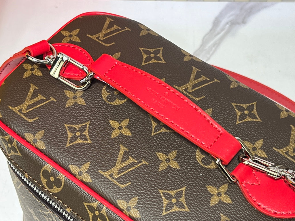 B1X45E10 Popular  leather bag