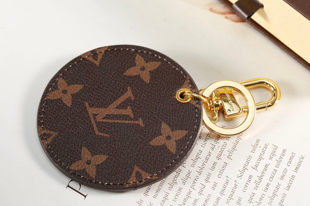 A1Q95E7 Popular bag 's charms accessories