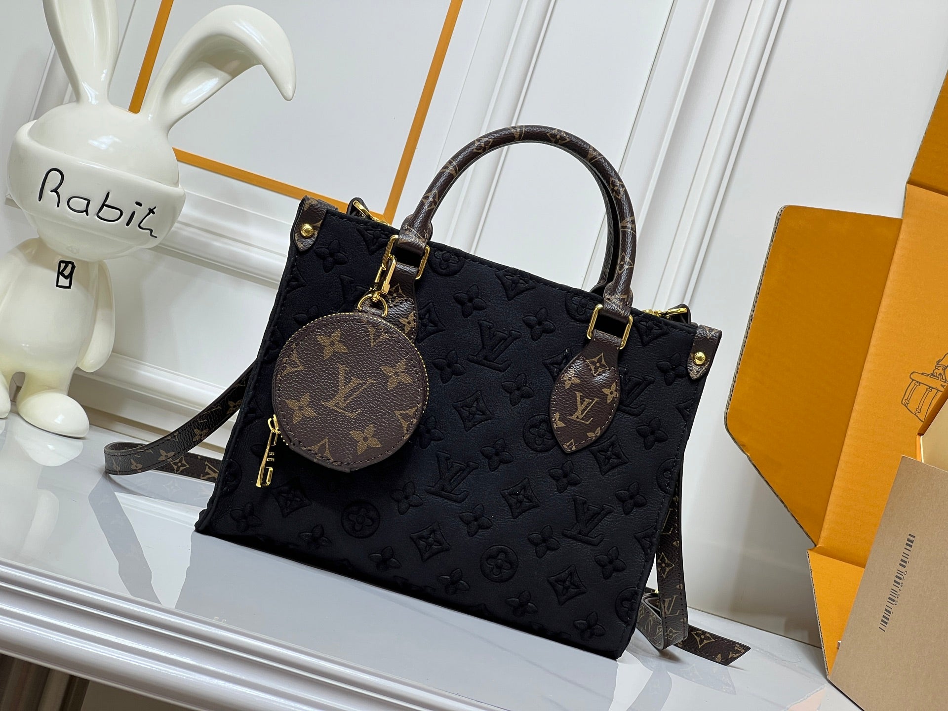 B1R115E156 Popular bag
