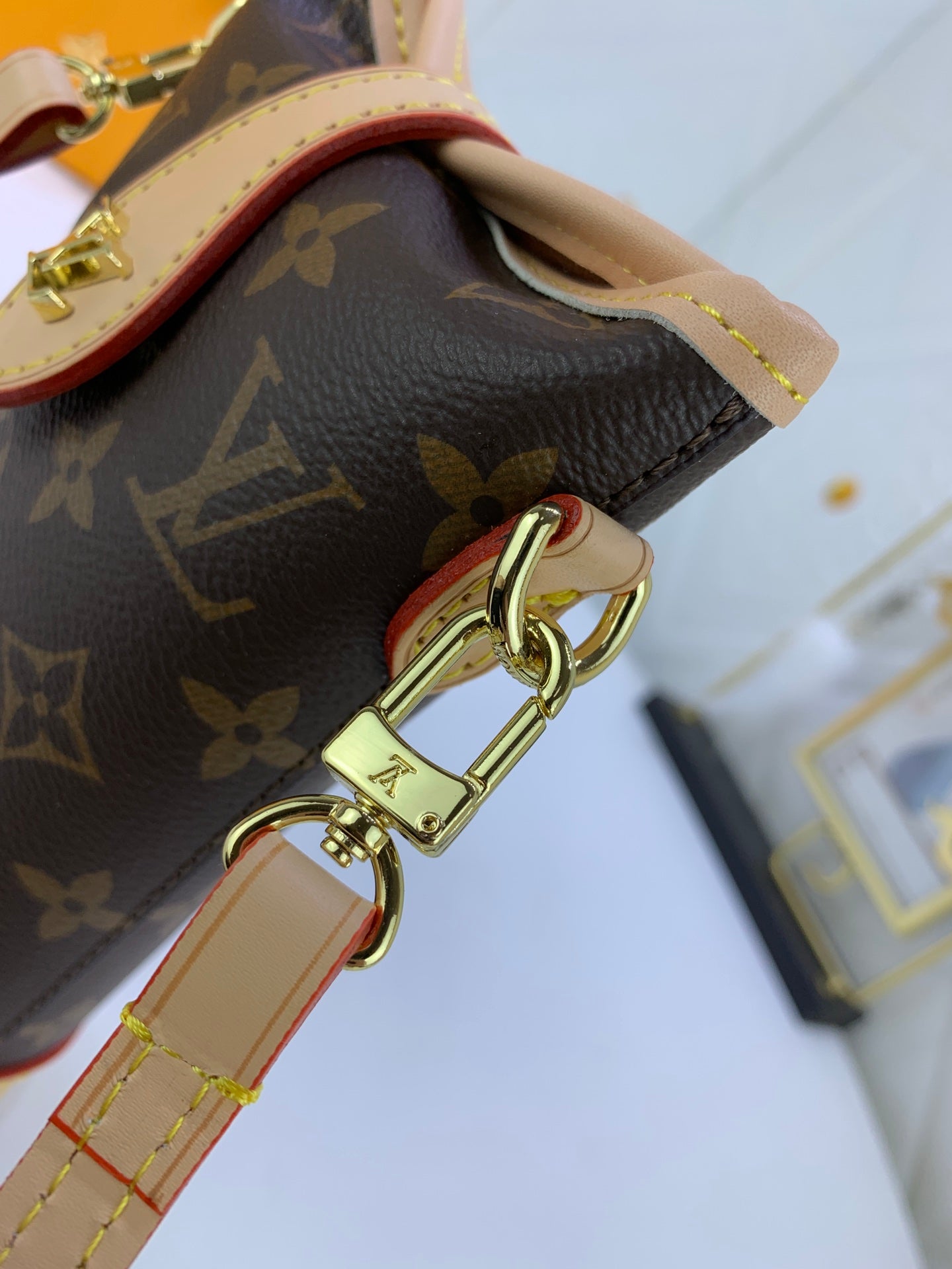 B2W25E48 Popular  leather bag