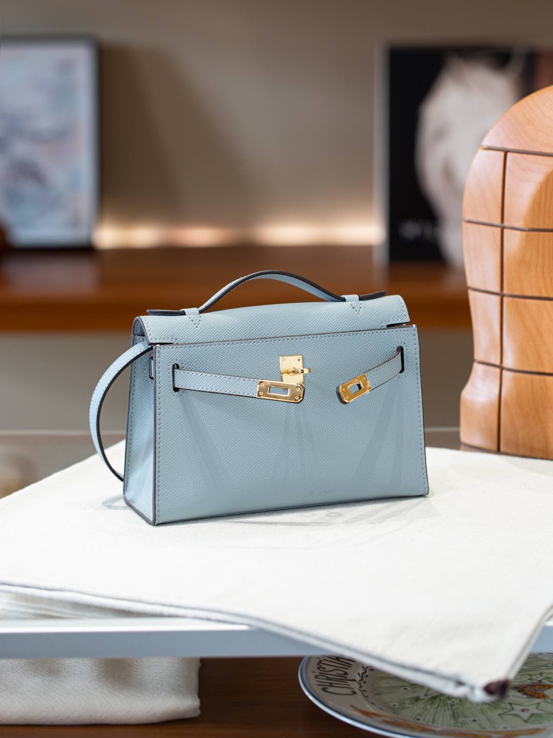B1R66A4 Popular leather bag