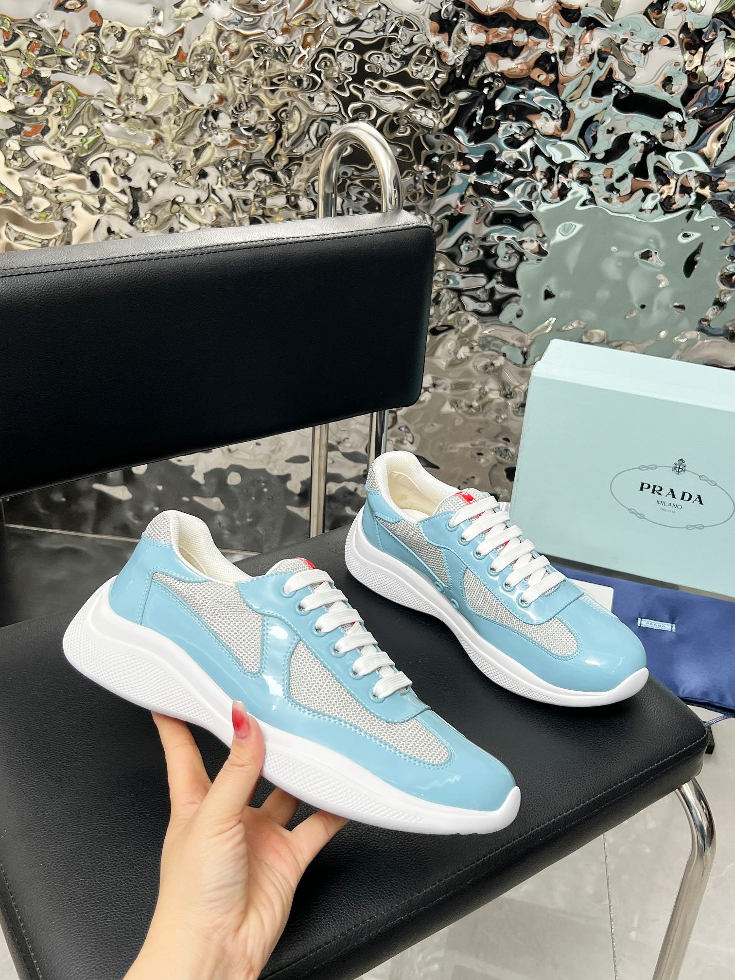 Z2P76P03 Popular high-quality leather Shoes