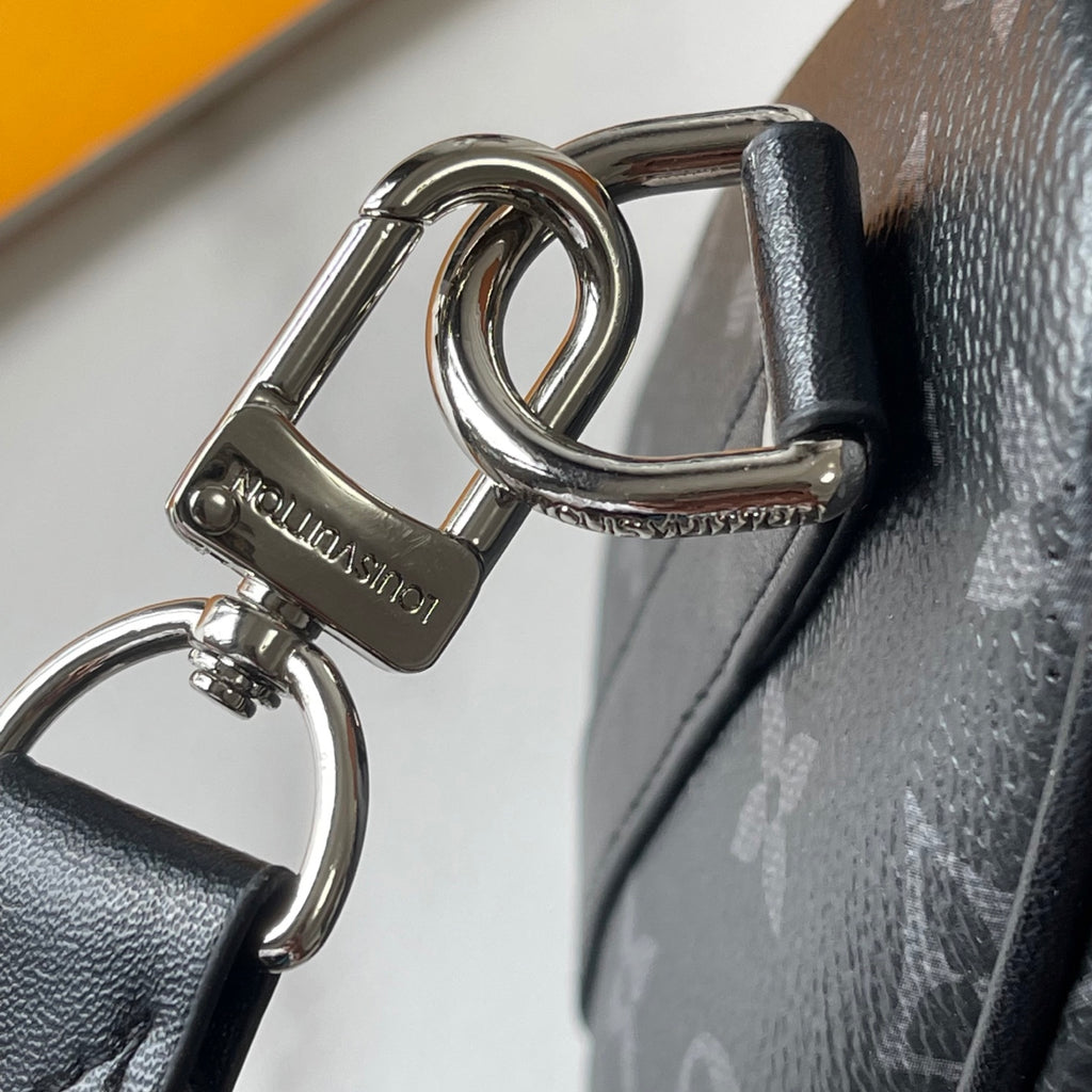 B1P46E33 Popular leather bag