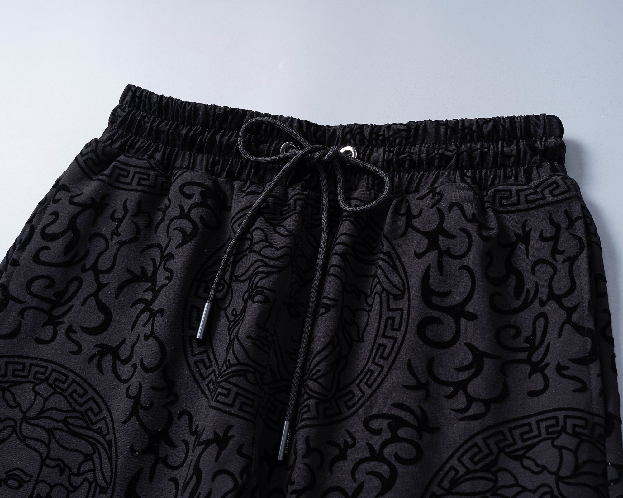 U1W35V114  Popular shirt and shorts set