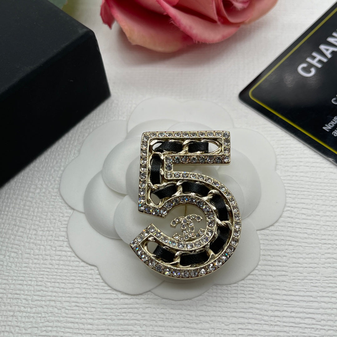 X1Z94C846E Popular Brooch