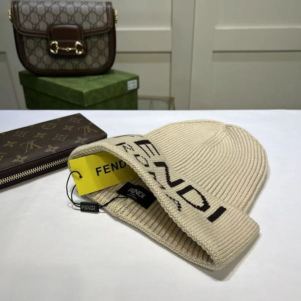 M1R86F47 Popular hats