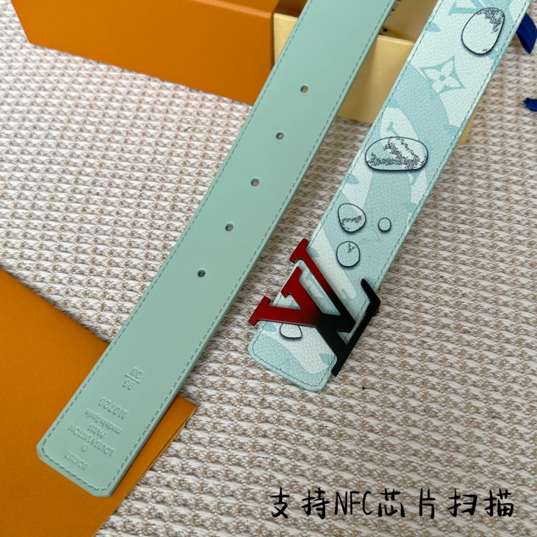 P1Q64E139 Popular High quality leather belt With full package