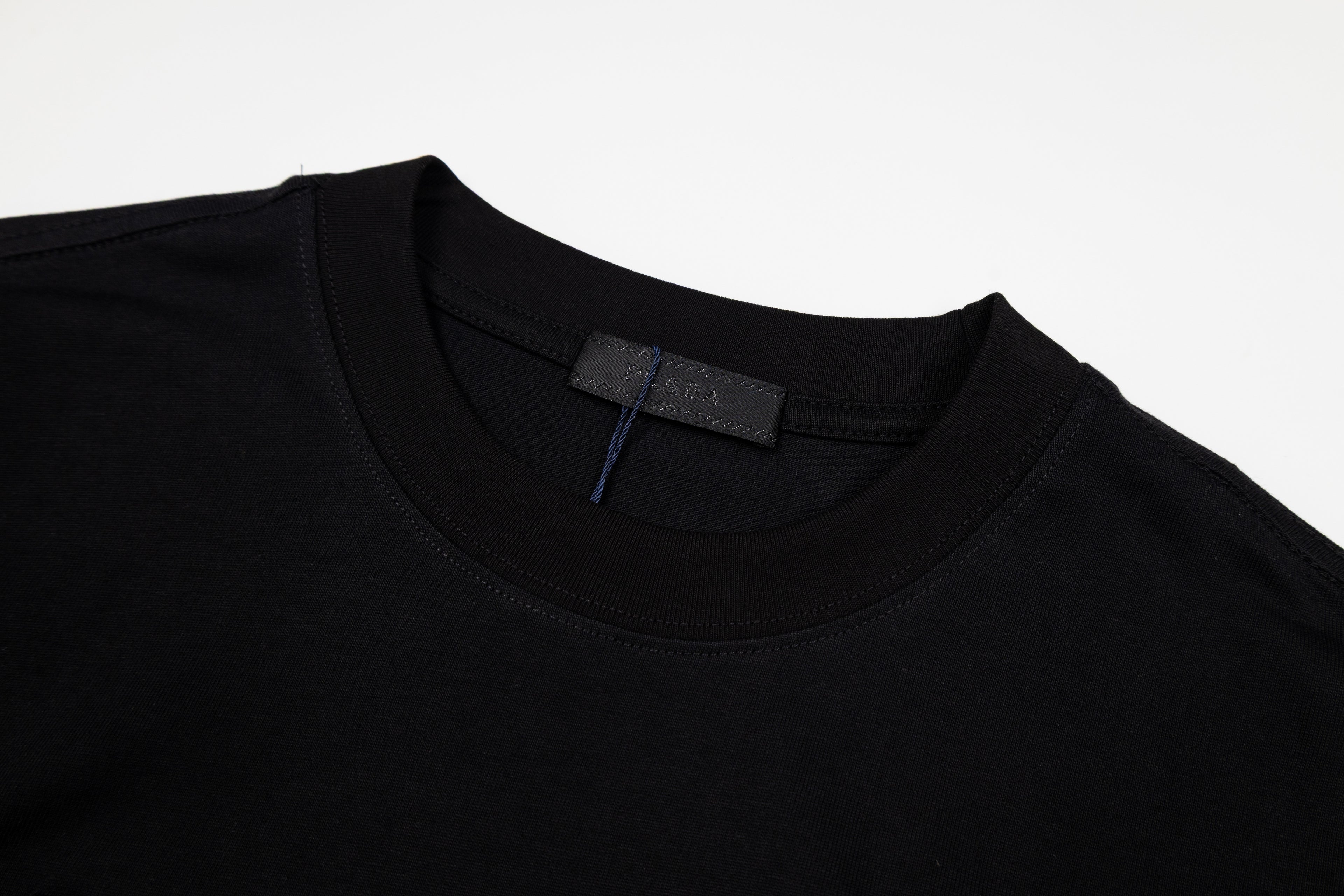 U1R76P39 Popular T-shirts