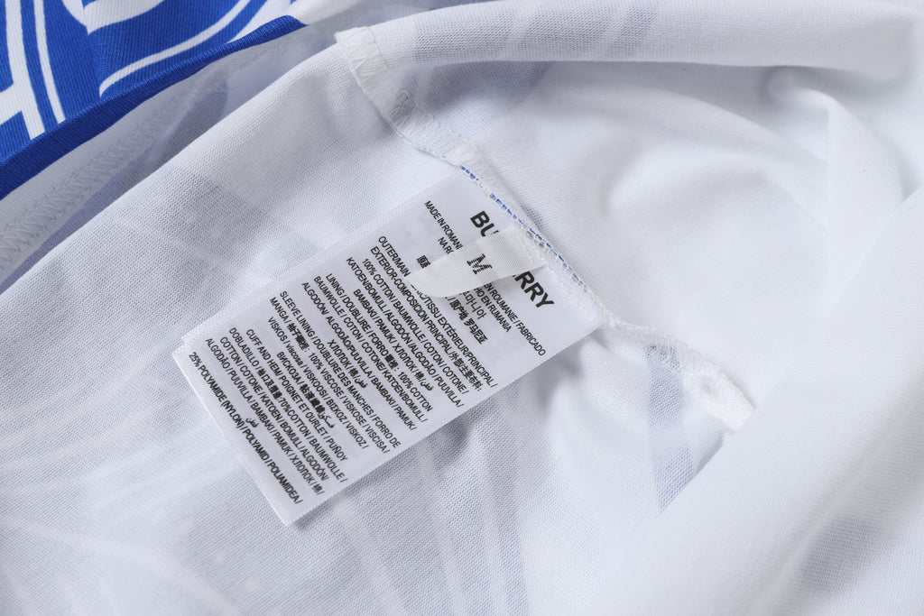 U1R45R157 Popular T-shirt
