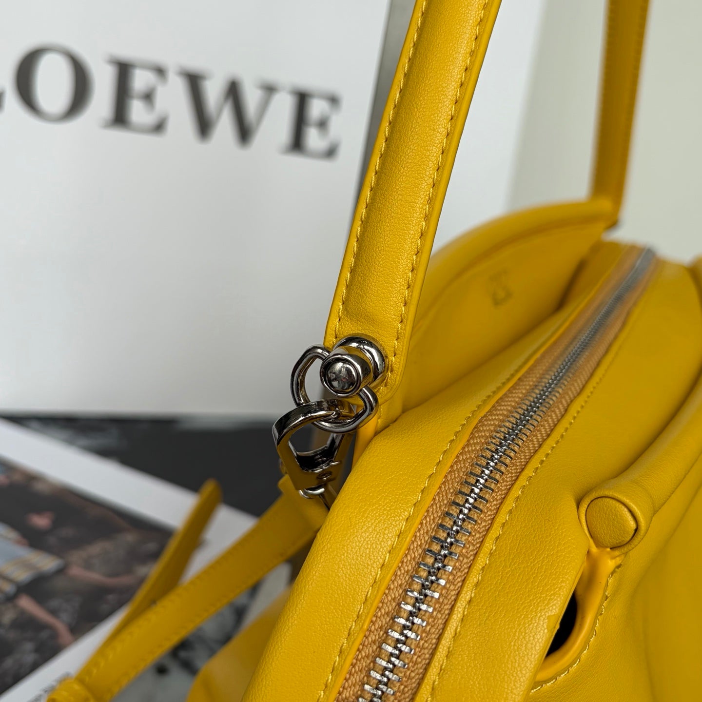 B1R66A15 Popular leather bag