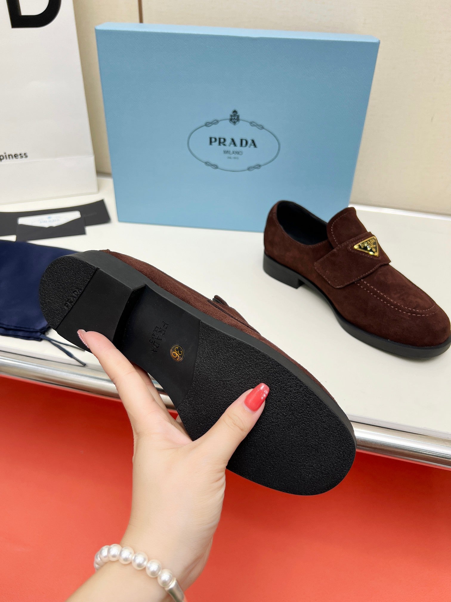 Z2Q105P408 Popular high-quality Shoes
