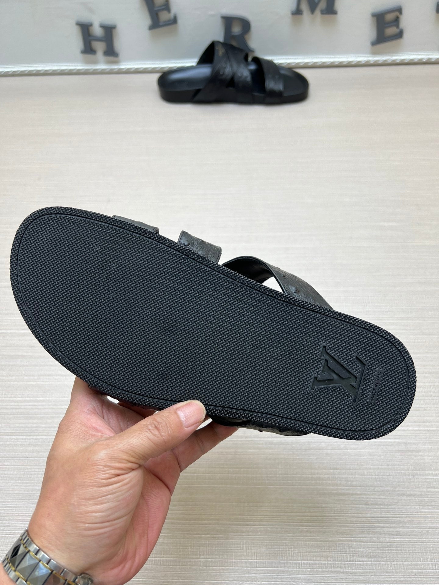 Z5ZE89 Popular slippers