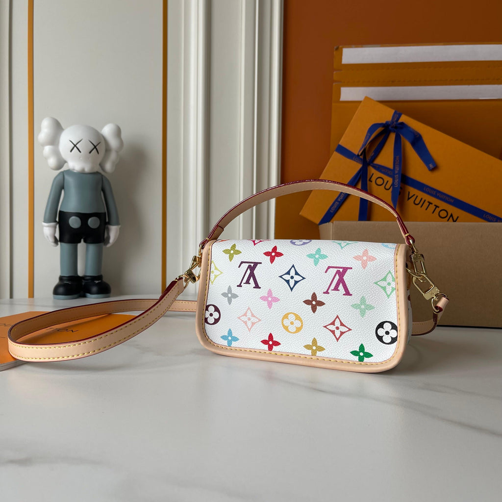 B1P36E37 Popular leather bag