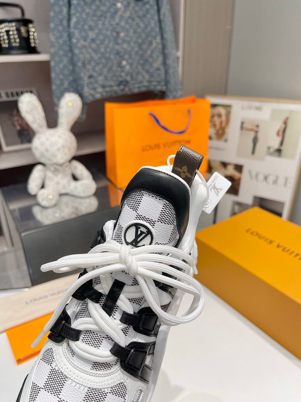 Z2Q105E438  Popular high-quality Shoes